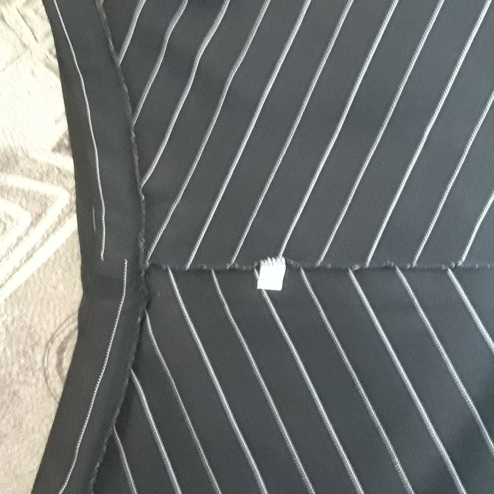 Black - Picture 2 of 3